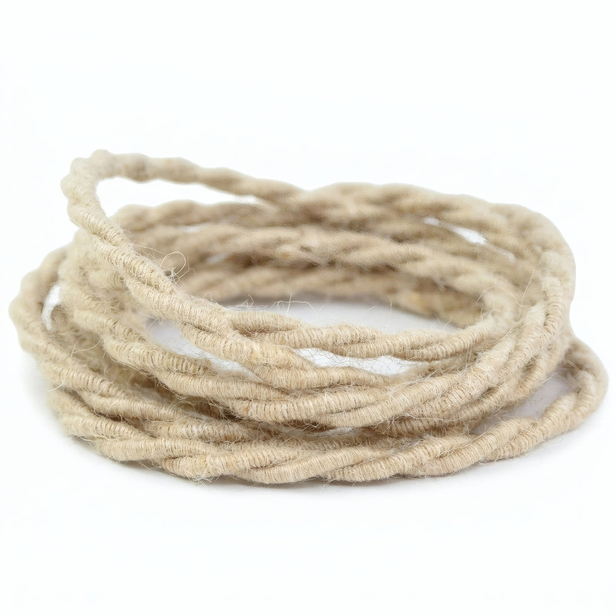Gedrehtes Textilkabel aus Jute - Produktfoto auf weißem Hintergrund 7