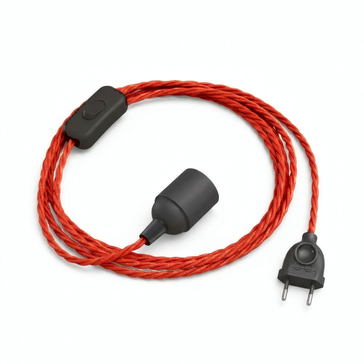 Lampe mit verdrilltem Textilkabel, Seideneffekt Feuerrot, Fassung E27