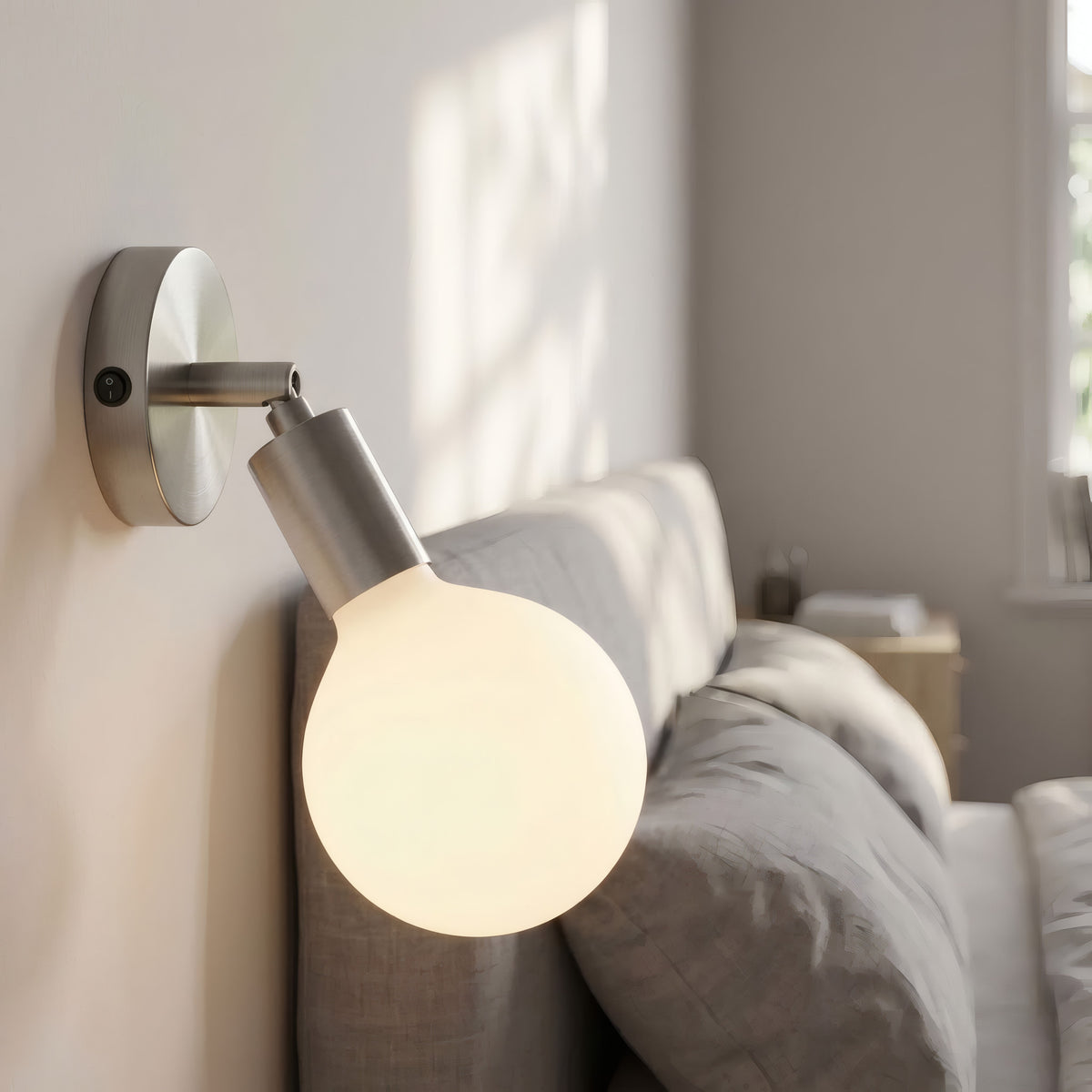 Zylindrischer Mini-Metallbaldachin mit Schalter, Ø 83 mm — Satiniertes Titan
