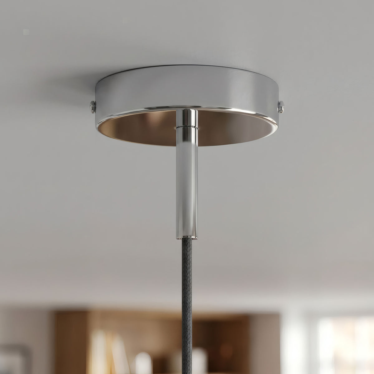 Zylindrischer Metallbaldachin mit 7-cm-Zugentlastung — Chrom