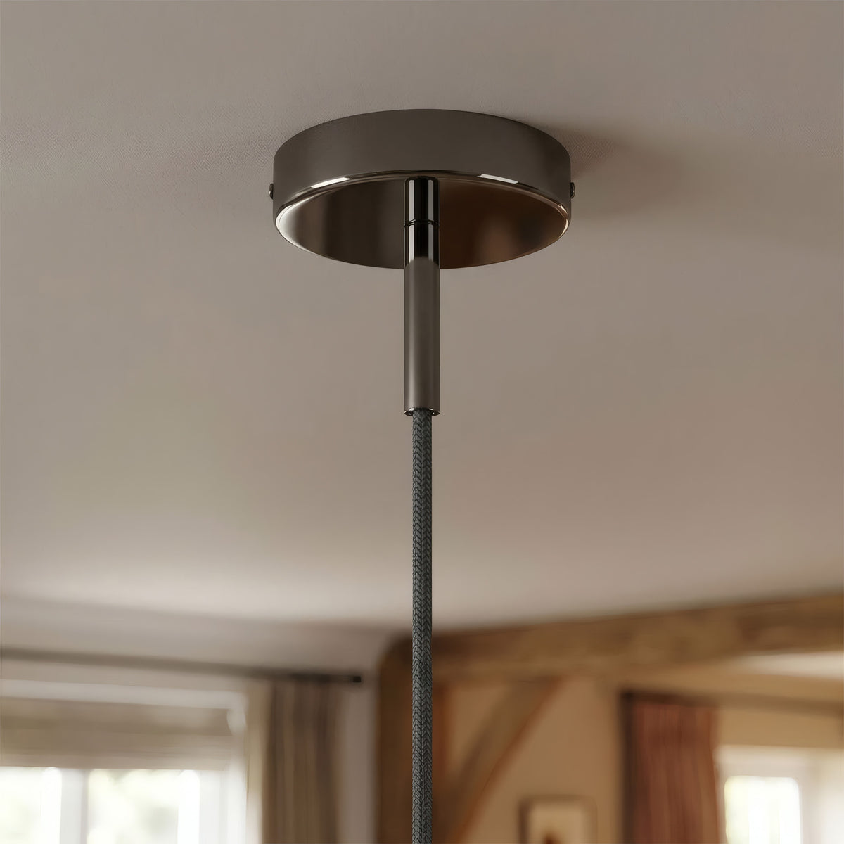 Zylindrischer Metallbaldachin mit 7-cm-Zugentlastung — Schwarze Perle