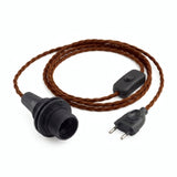 Lampe mit verdrilltem Textilkabel, Baumwolle Zimtbraun, Fassung E14 mit Schirmringen