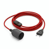 Lampe mit einfarbigem Textilkabel, Baumwolle Feuerrot, Fassung E27, weitere Ansicht