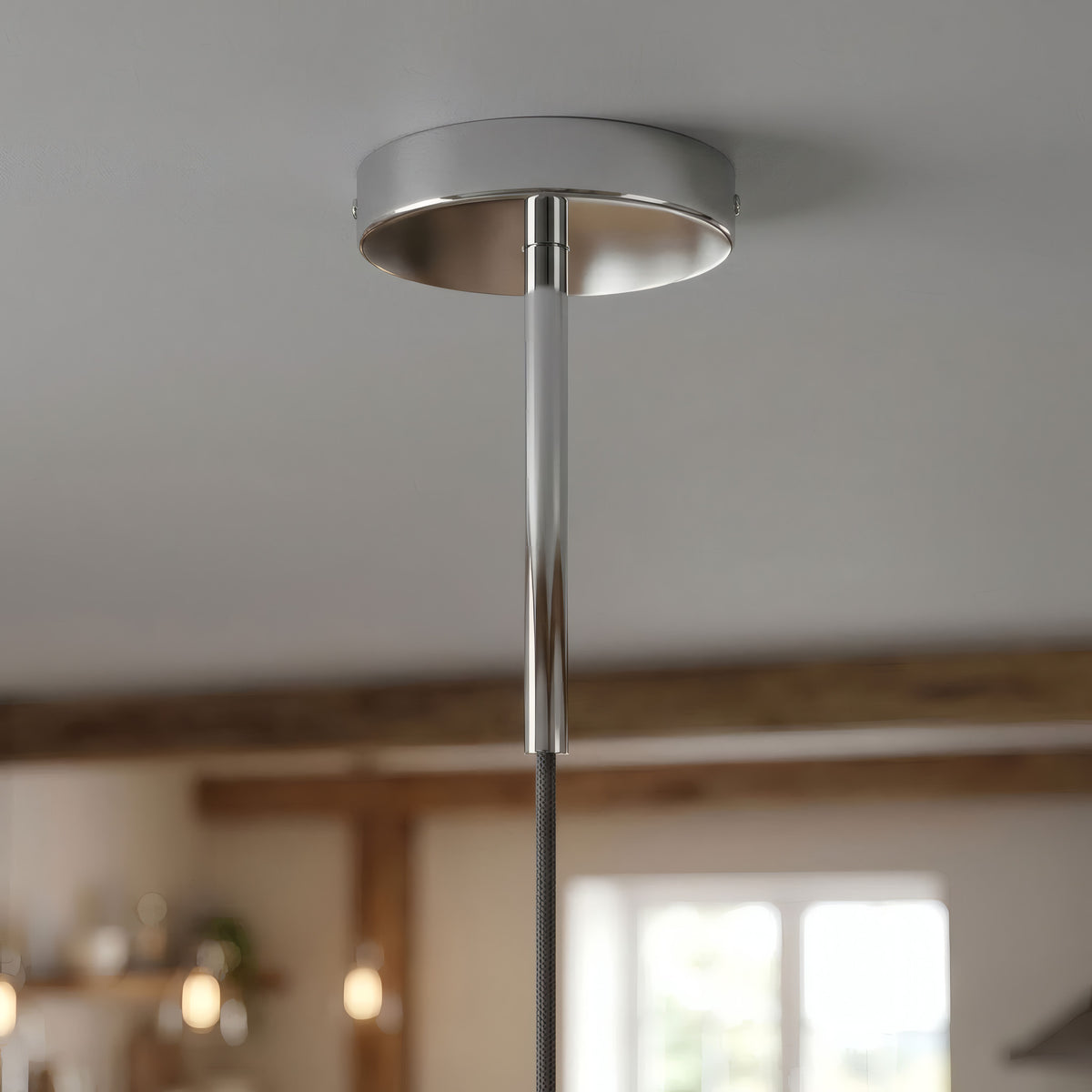 Zylindrischer Metallbaldachin mit 15-cm-Zugentlastung — Chrom