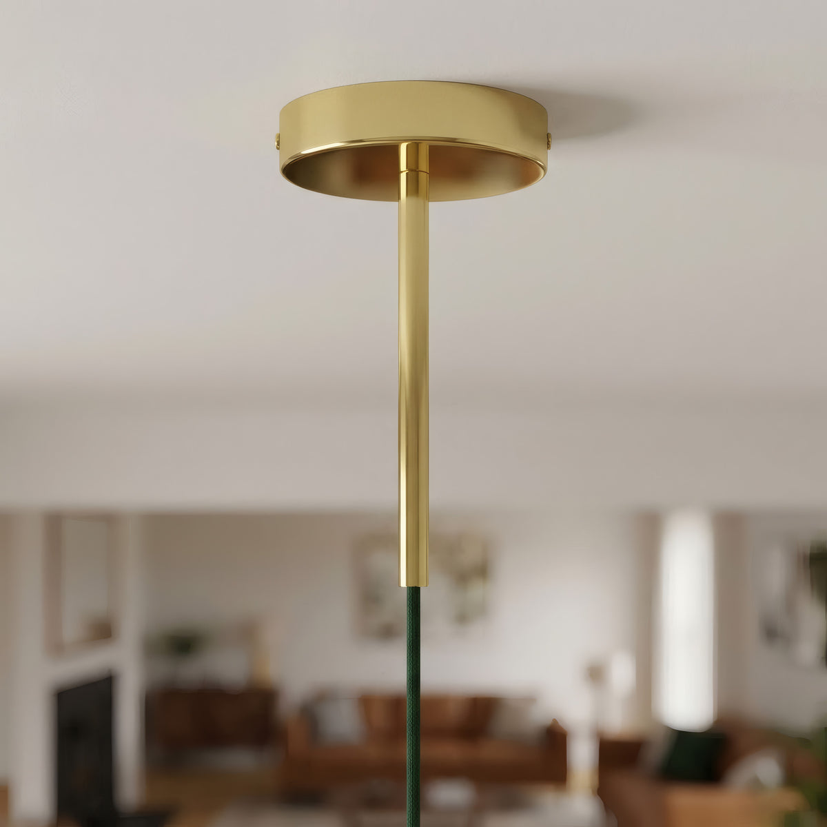 Zylindrischer Metallbaldachin mit 15-cm-Zugentlastung — Messing