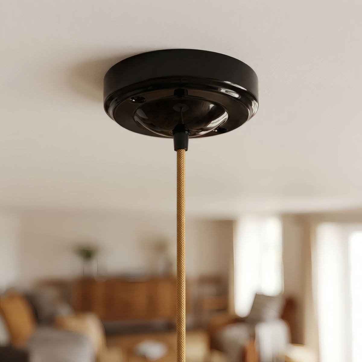 Minimalistischer Baldachin aus Porzellan, Ø 100 mm — Schwarz