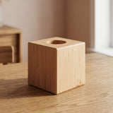 Würfel-Lampensockel aus Erlenholz für E27-Fassung